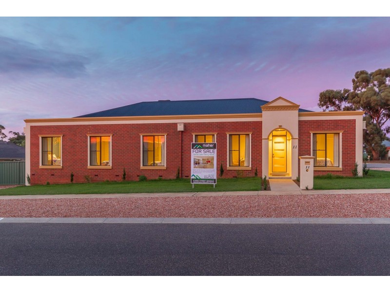 11 Meadows Way, Maiden Gully VIC 3551