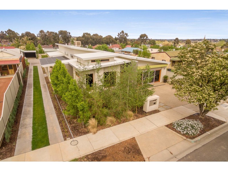 32 Lansell Street, East Bendigo VIC 3550