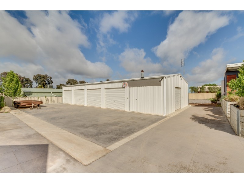 32 Lansell Street, East Bendigo VIC 3550