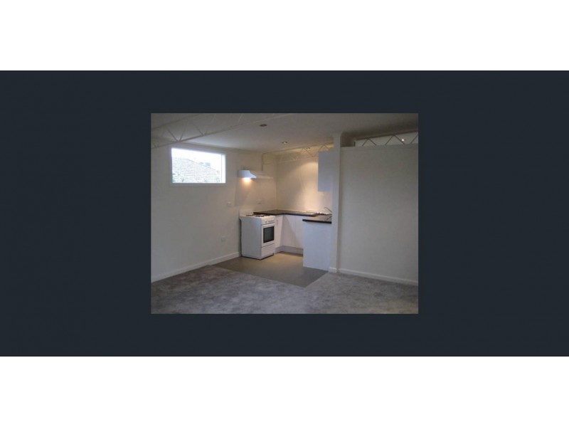 90a Somerville Street, Flora Hill VIC 3550