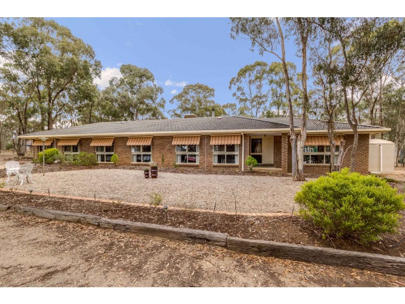50 Junortoun Road, Junortoun VIC 3551