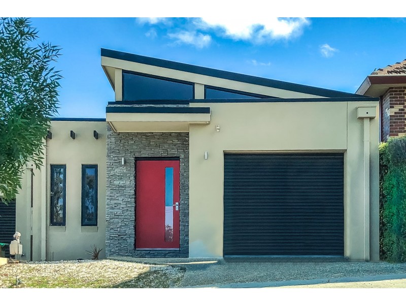 2/17 Osborne Street, Flora Hill VIC 3550