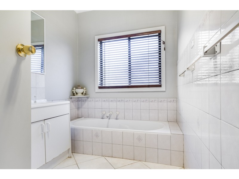 311 High Street, Kangaroo Flat VIC 3555