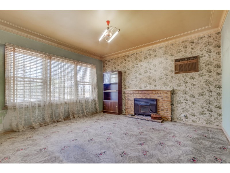 1 Ingleton Street, Long Gully VIC 3550