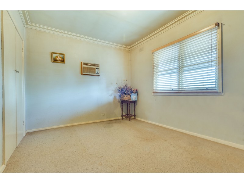 1 Ingleton Street, Long Gully VIC 3550