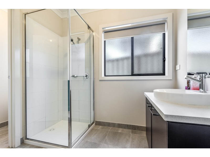 3 Ironhill Close, White Hills VIC 3550