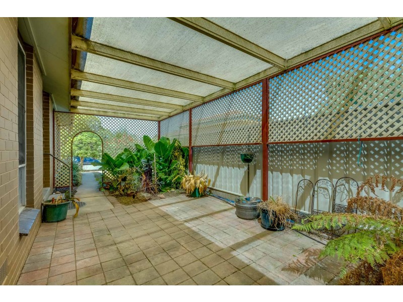 4 Burch Court, California Gully VIC 3556