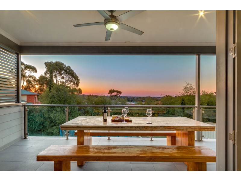 21 Kristy Drive, Spring Gully VIC 3550