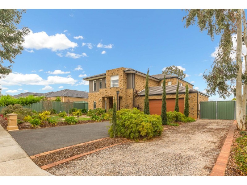 12 Arlington Court, Maiden Gully VIC 3551