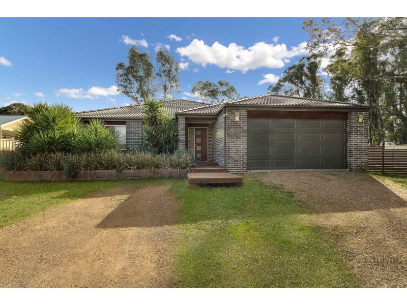 3 Young Court, Strathfieldsaye VIC 3551