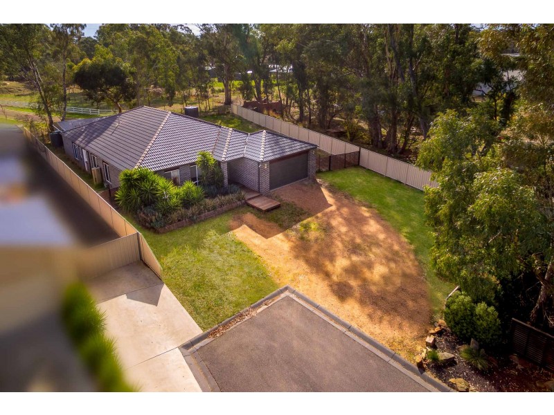 3 Young Court, Strathfieldsaye VIC 3551