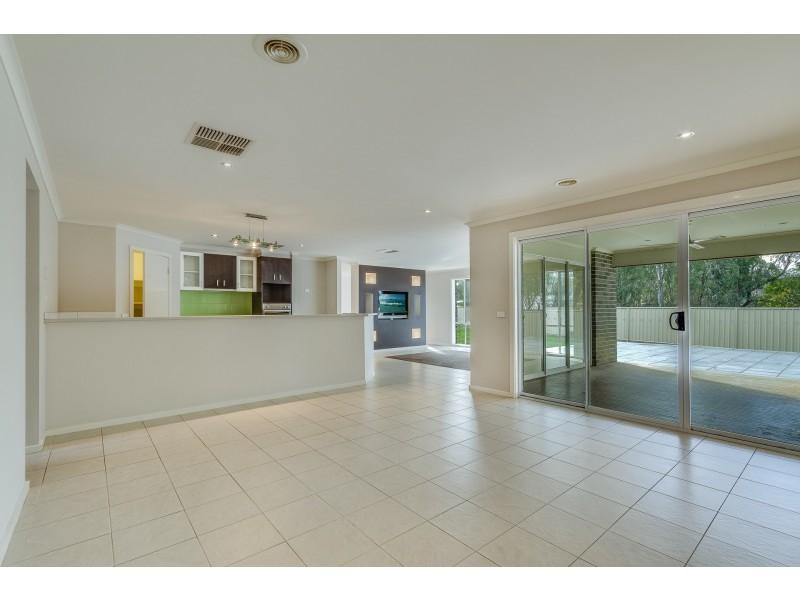 3 Young Court, Strathfieldsaye VIC 3551