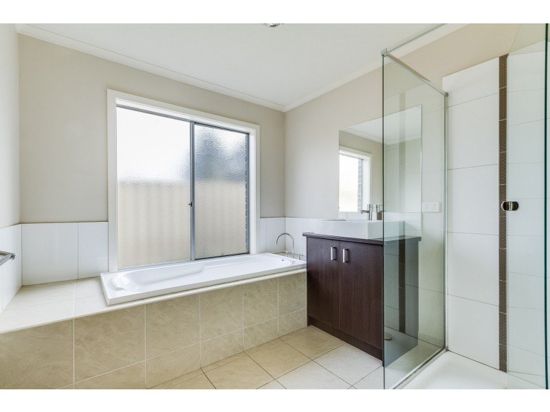 3 Young Court, Strathfieldsaye VIC 3551