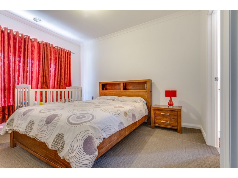 3b Alison Boulevard, Epsom VIC 3551