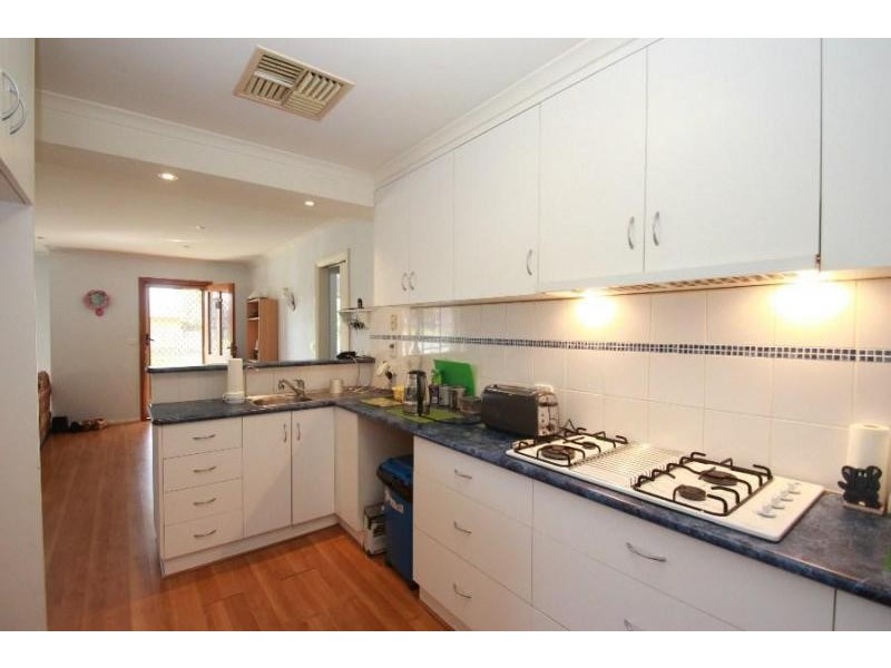 911 Captain Cook Dr, Glenroy NSW 2640