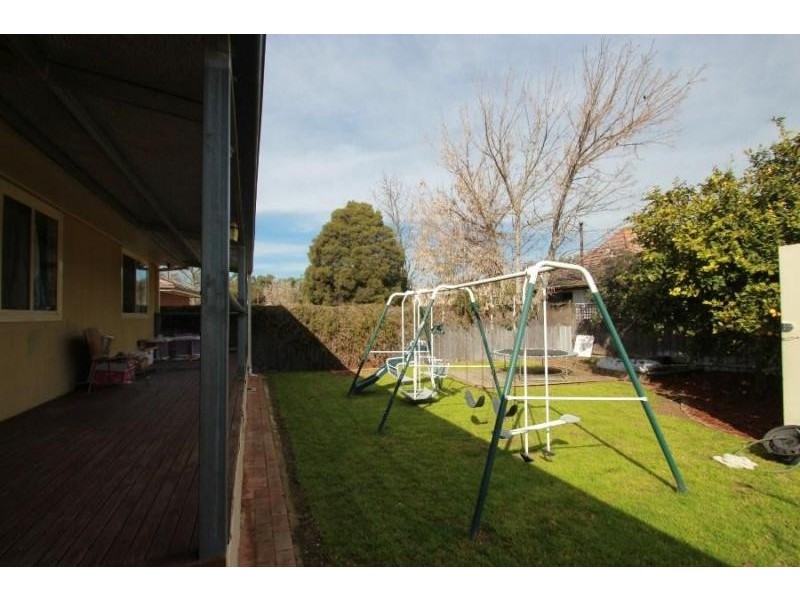911 Captain Cook Dr, Glenroy NSW 2640
