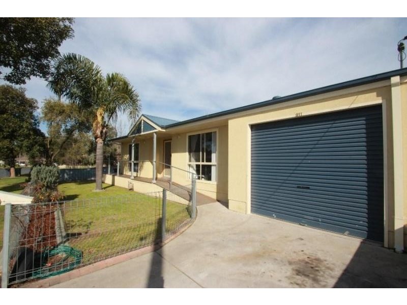 911 Captain Cook Dr, Glenroy NSW 2640