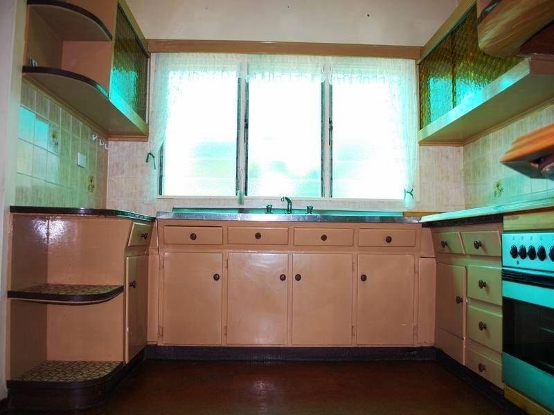 34 Carstens St, Lavington NSW 2641