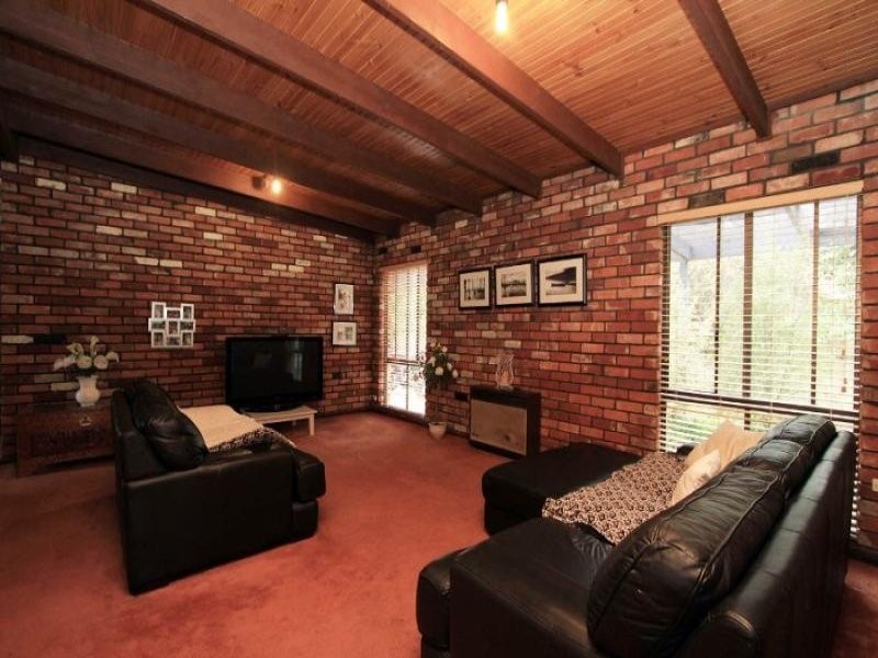 12 Brent Ct, Lavington NSW 2641