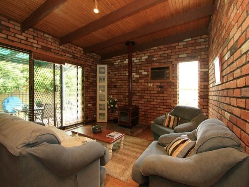 12 Brent Ct, Lavington NSW 2641