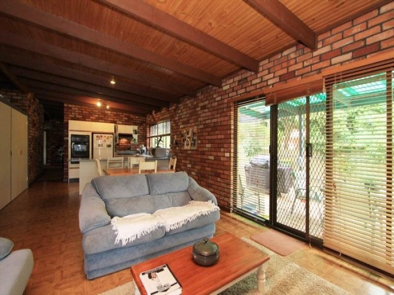 12 Brent Ct, Lavington NSW 2641