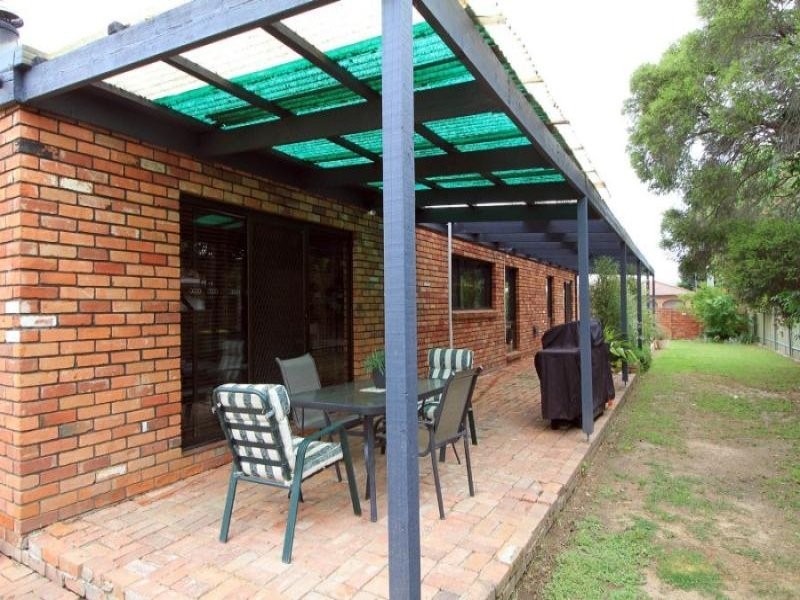 12 Brent Ct, Lavington NSW 2641