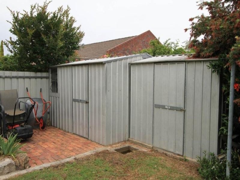 12 Brent Ct, Lavington NSW 2641
