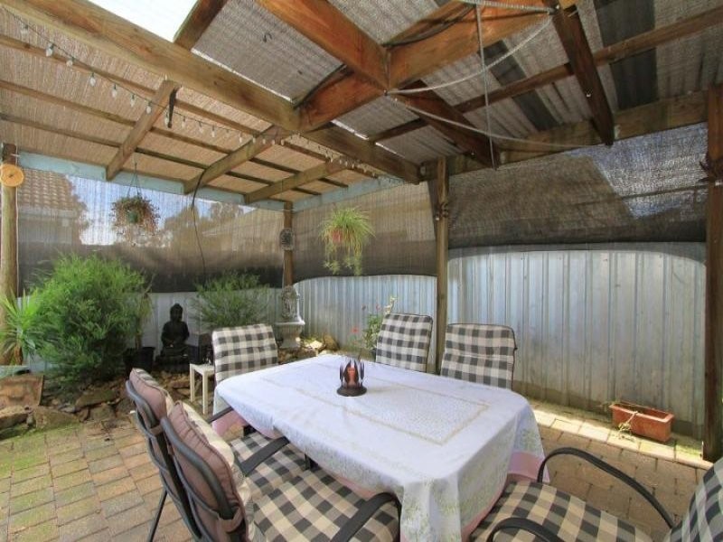 2/573 Webb St, Lavington NSW 2641