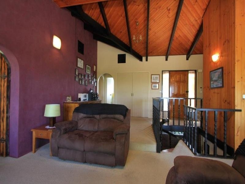 279 Tracy St, Lavington NSW 2641