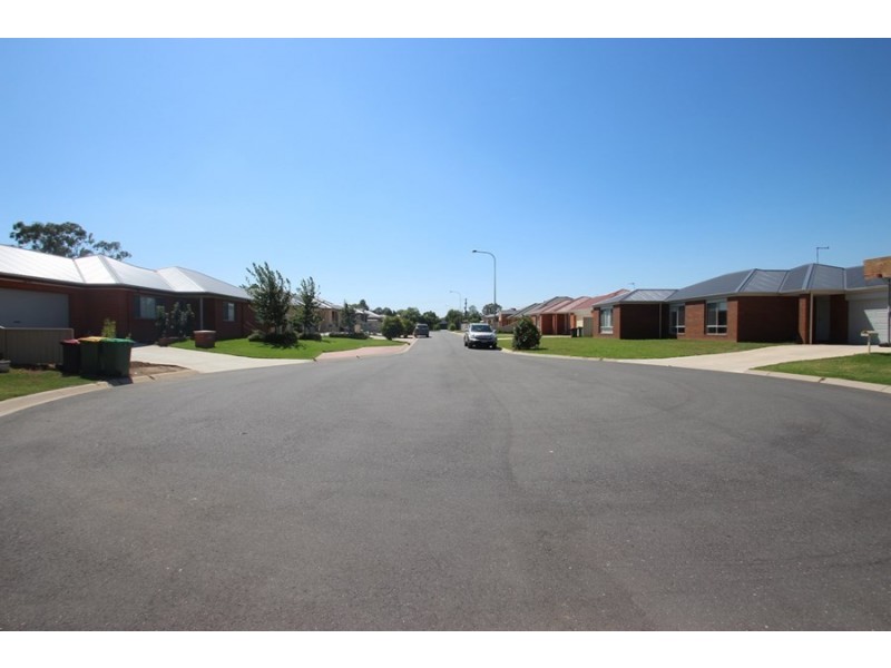 Lot 6, 24 Cobby Court, Lavington NSW 2641