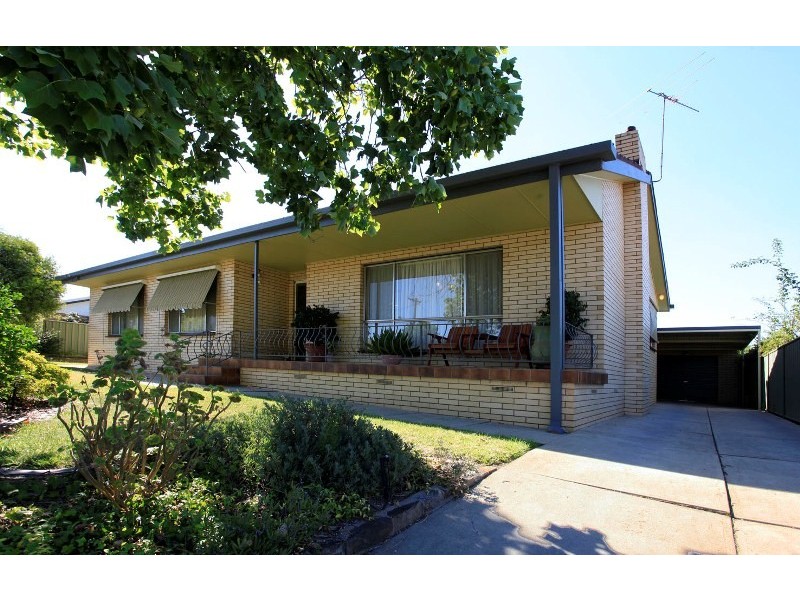 566 Milton Street, North Albury NSW 2640