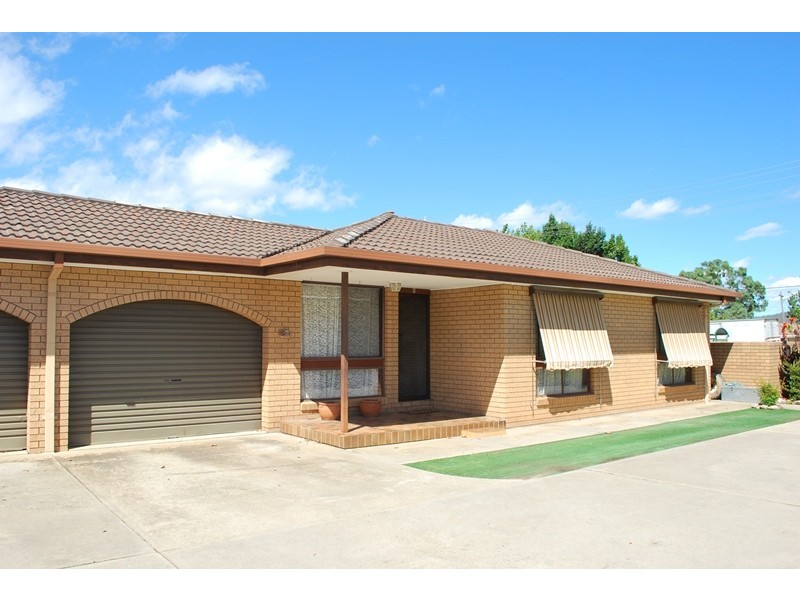 1/430 Urana Road, Lavington NSW 2641