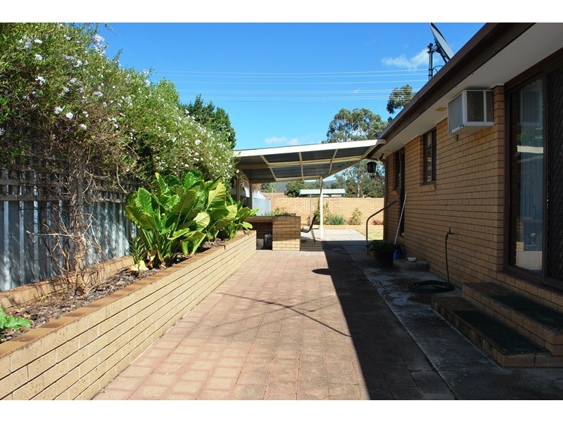 1/430 Urana Road, Lavington NSW 2641