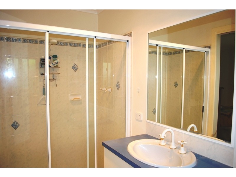 57 Hartigan Street, Thurgoona NSW 2640