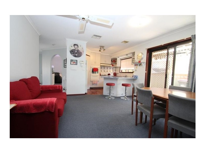 36 Julie Place, Lavington NSW 2641