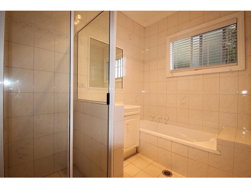 135 Plover Street, North Albury NSW 2640