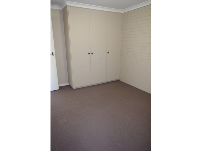 7/418 Bevan Street, Lavington NSW 2641