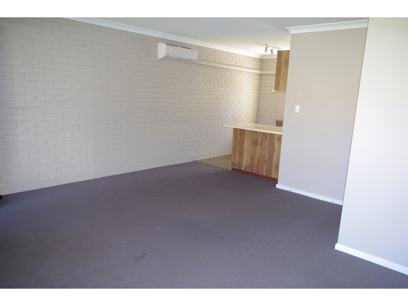 7/418 Bevan Street, Lavington NSW 2641