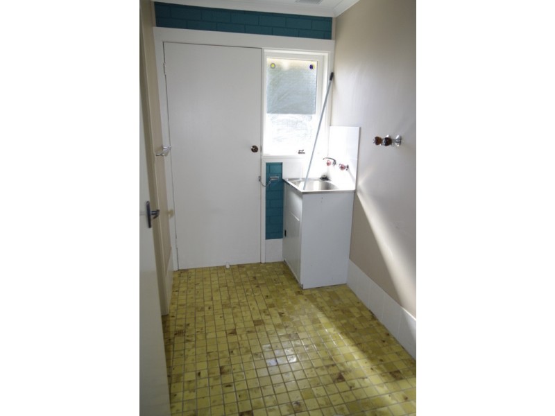 7/418 Bevan Street, Lavington NSW 2641