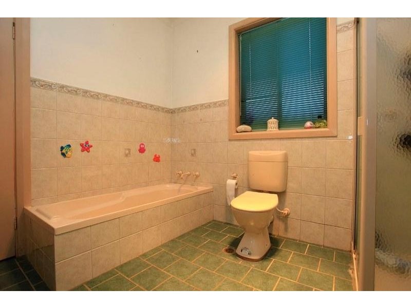 426 Tarakan Avenue, North Albury NSW 2640