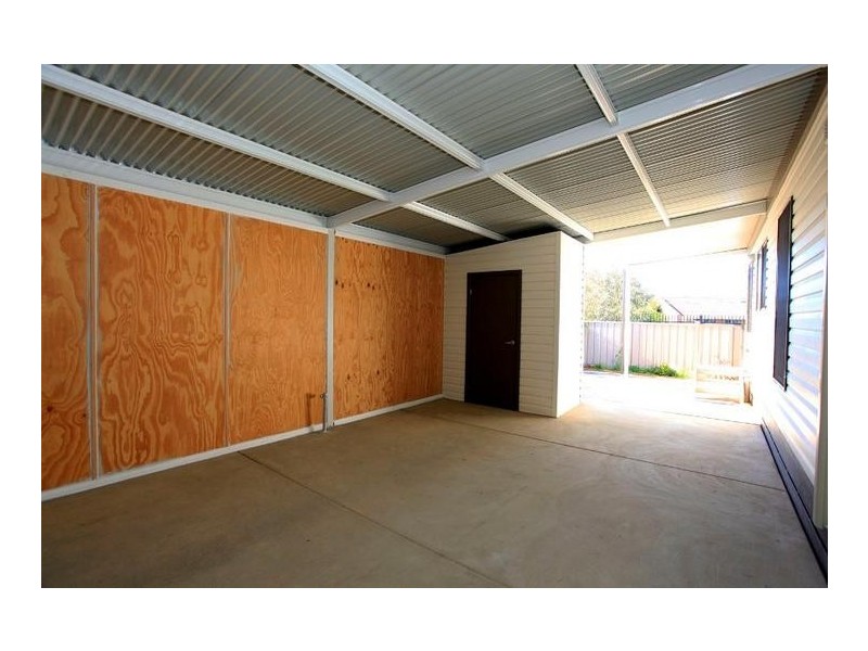 11/639 Kemp Street, Lavington NSW 2641