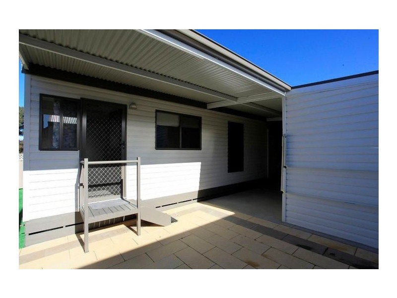 11/639 Kemp Street, Lavington NSW 2641