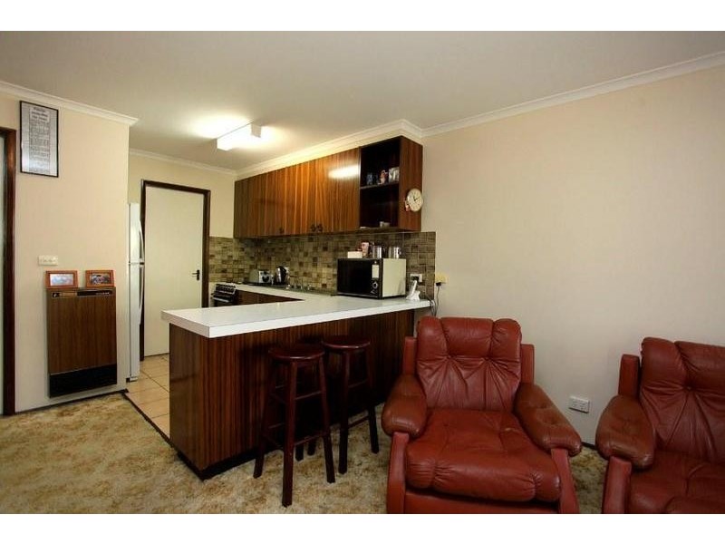 5/405 Griffith Road, Lavington NSW 2641