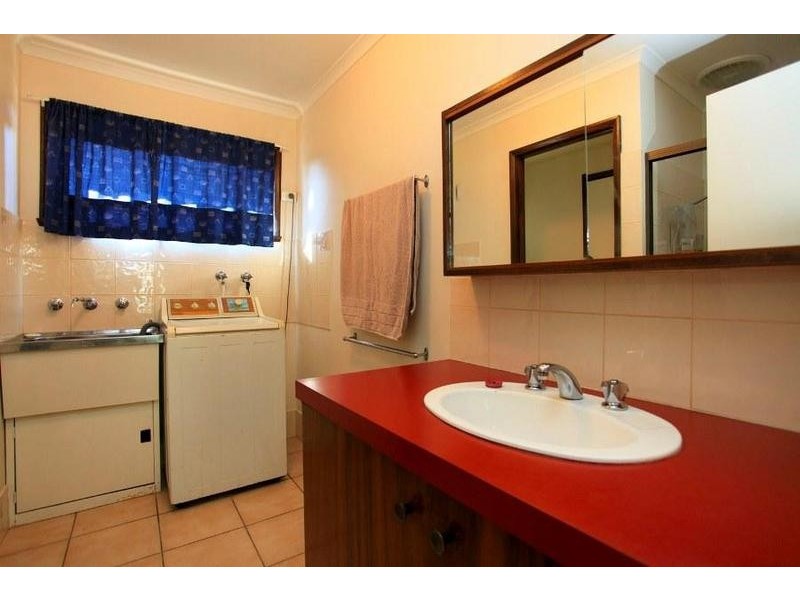5/405 Griffith Road, Lavington NSW 2641