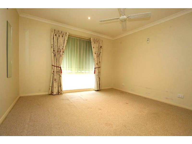 1/13 Rachel Court, Lavington NSW 2641