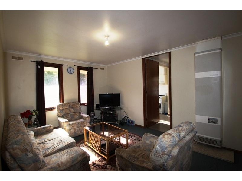 33 Hibiscus Crescent, West Albury NSW 2640