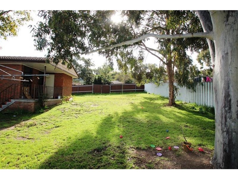 33 Hibiscus Crescent, West Albury NSW 2640