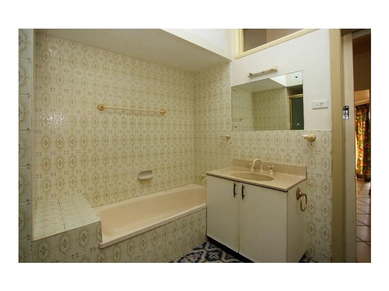 748 Vine Street, Albury NSW 2640