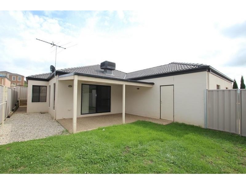 2/22 Mountain Way, Lavington NSW 2641
