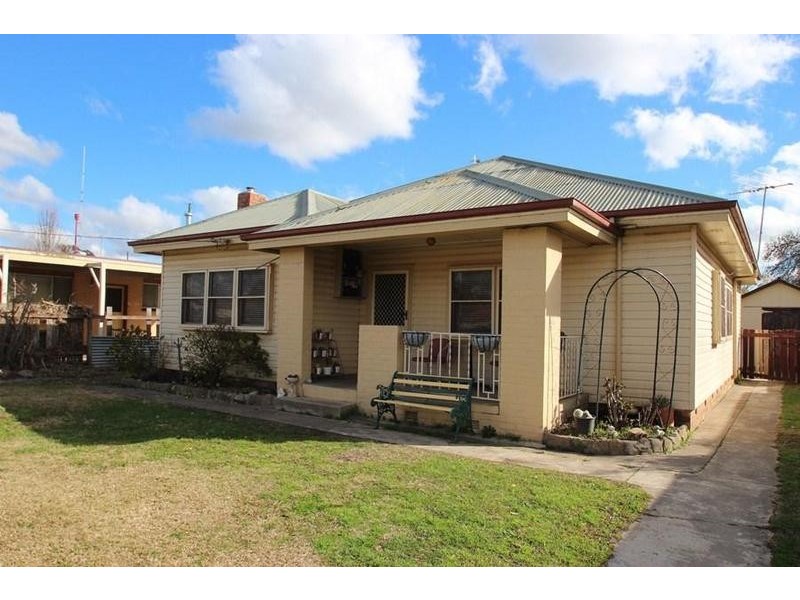 827 Mate Street, North Albury NSW 2640